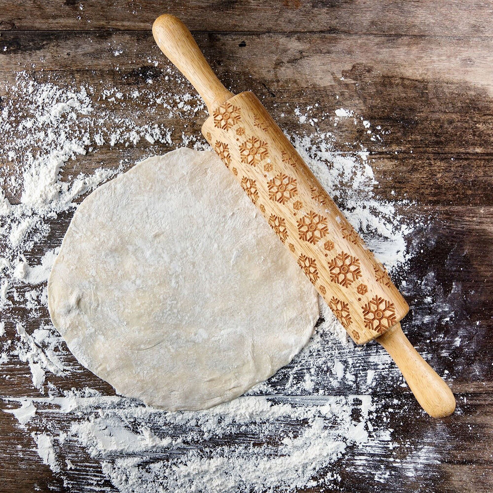 10004466-bread-and-butter-laser-etch-wooden-rolling-pin-snowflake