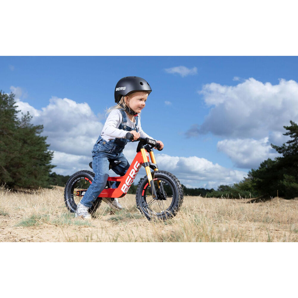 16-00-04-00-berg-plastic-foam-safety-helmet-small-kids-48-52cm-black