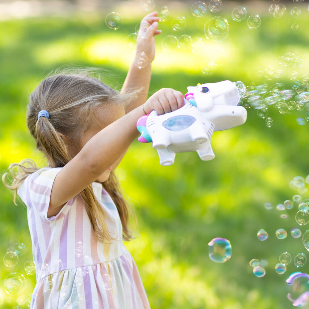 470419-maxx-bubbles-handheld-unicorn-bubble-blower-w-music-kids-outdoor-toy-3y