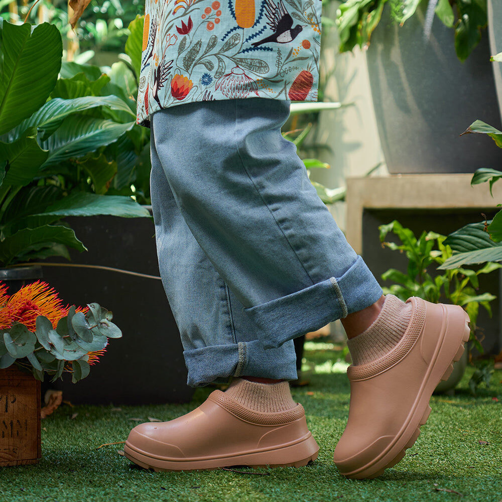 Annabel Trends Gummies Sherpa Lined Winter Shoes - Sand — image 3