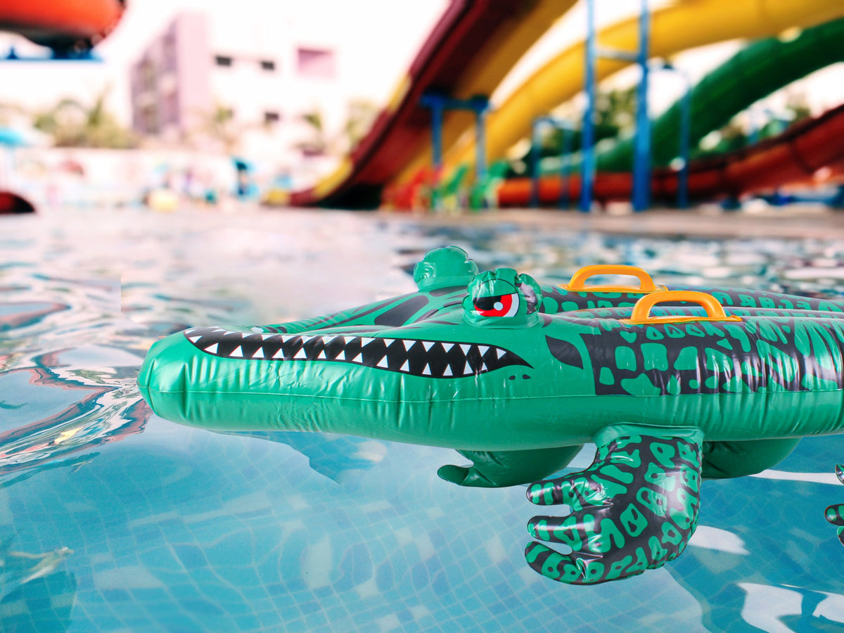 Airtime 143x48cm Inflatable Crocodile w/ Handles Pool/Beach Floating Toy Green — image 3