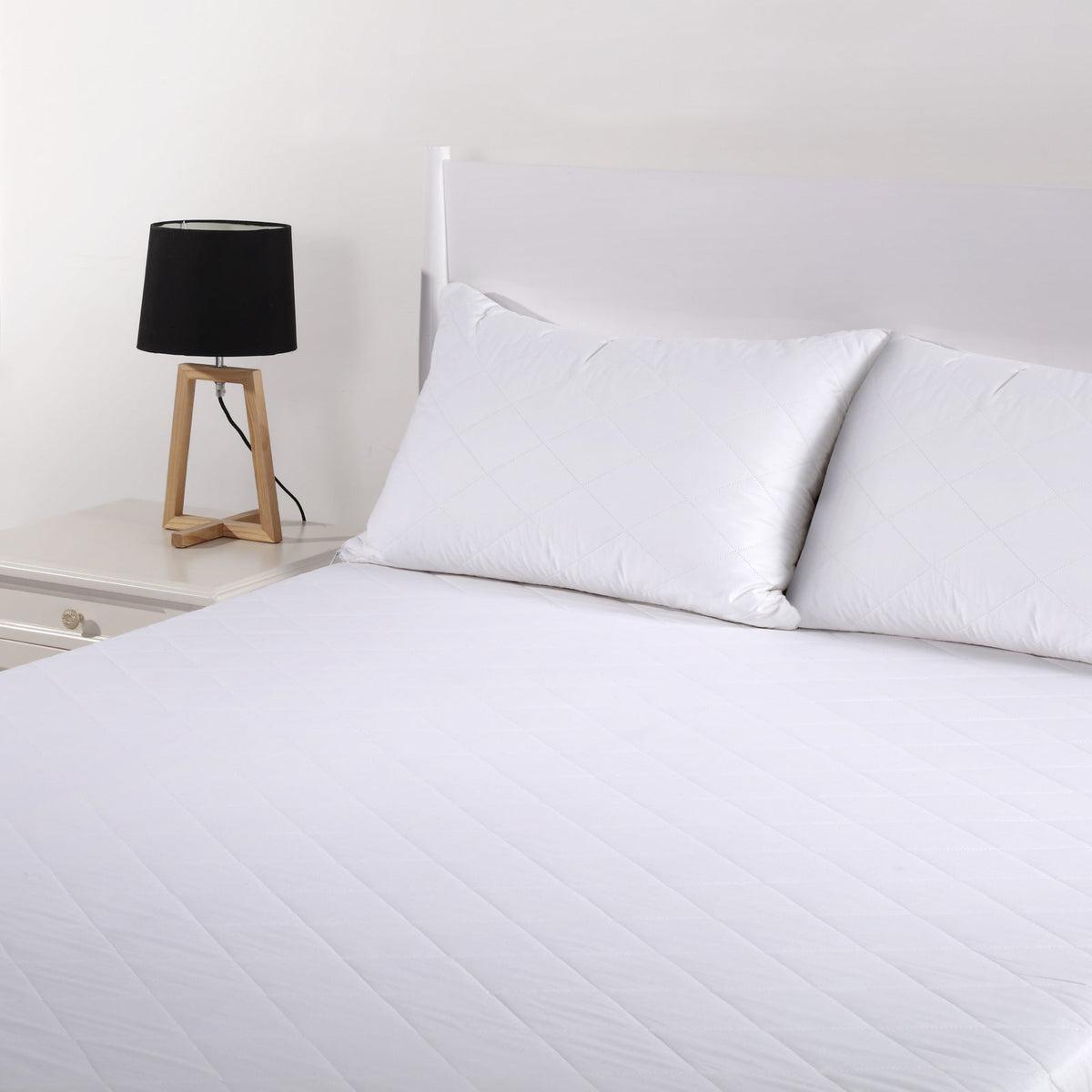 Bianca Comfort In Cotton Quilted Mattress Protector 230gsm White King Bed — image 4