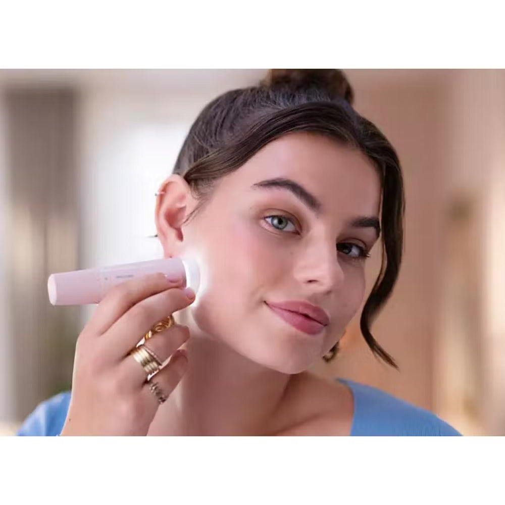 Philips 12cm Compact Facial Trim Hair Remover 5000 Lady/Women BRR454/00 — image 3