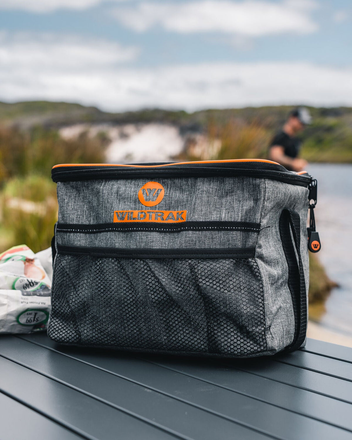 Wildtrak 12-Can Camping Cooler 8.5L/26cm Storage Bag Drink Holder Grey/Black — image 2
