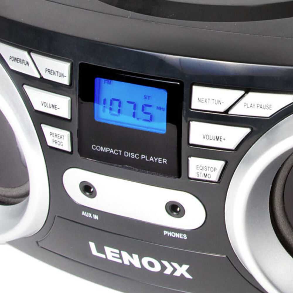 Lenoxx Black Portable Boombox CD Cd-r/cd-rw Player Speaker/FM radio/Aux in 3.5mm — image 2