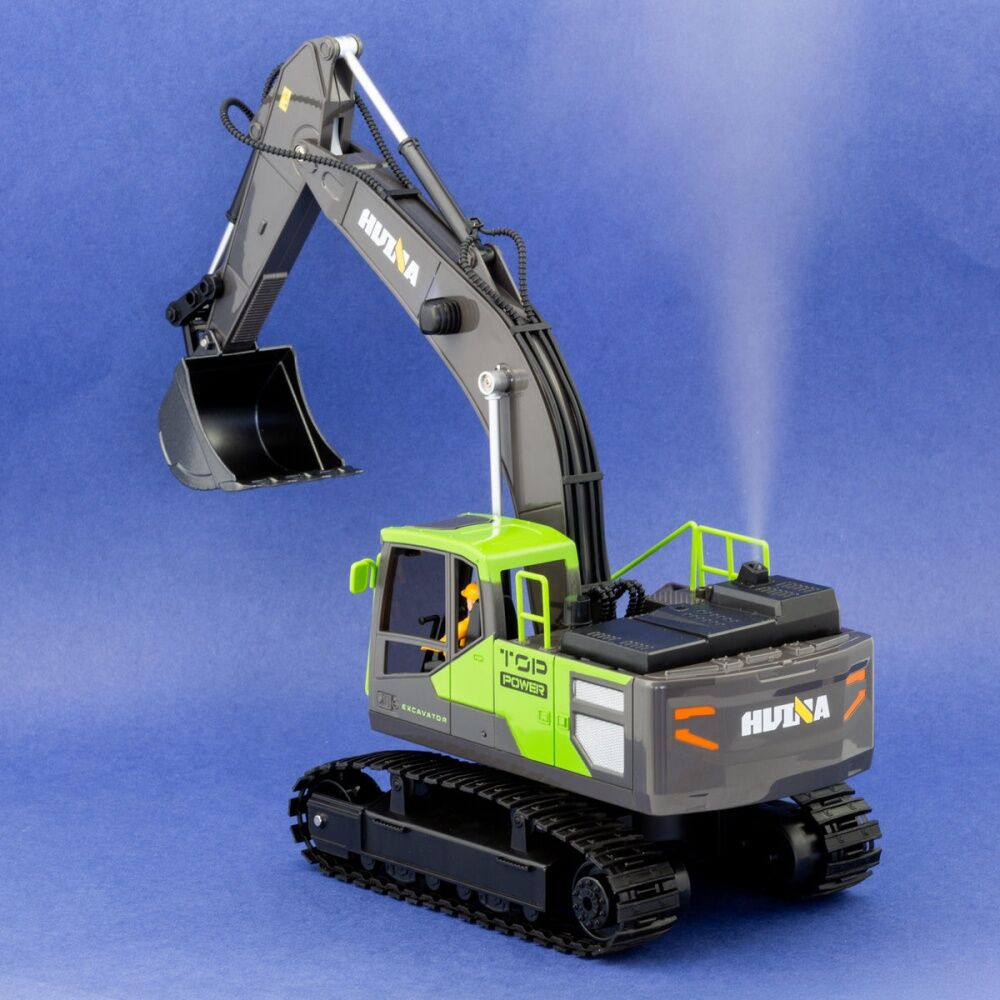 Lenoxx Professional R/C Upgraded Alloy Excavator 1:18 Scale 13-Channel Remote Control Construction Vehicle With Lights Sound Steam - Green - 8+ — image 2