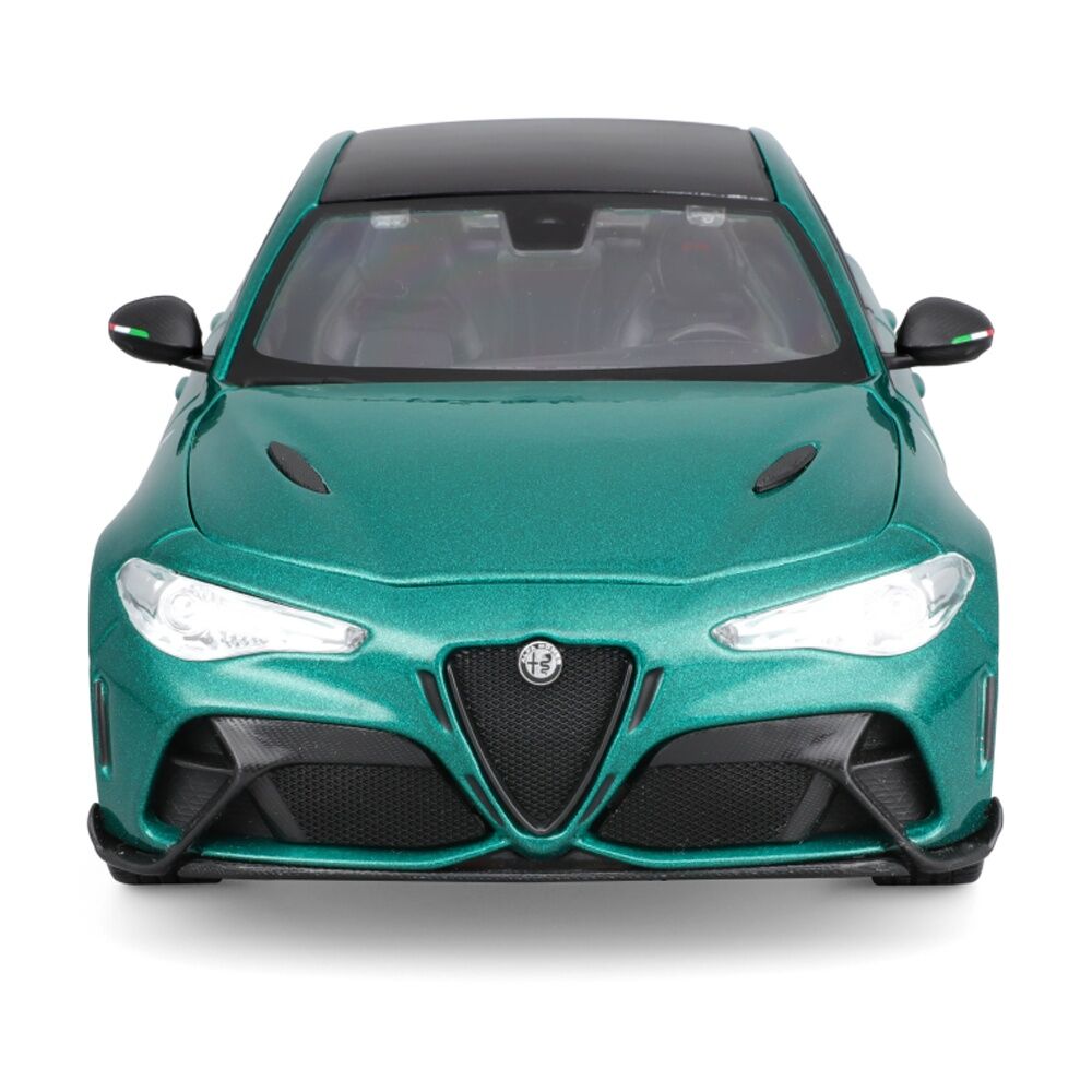 Bburago 1:18 2022 Alfa Romeo Giulia GTA Metallic Green Scale Model Car Collectible Green — image 6