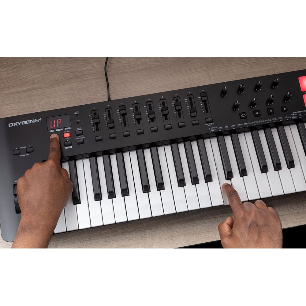 M-Audio 61 Key Oxygen MKV Usb-midi Connected Keyboard Controller Pads/Pots/Fader — image 6