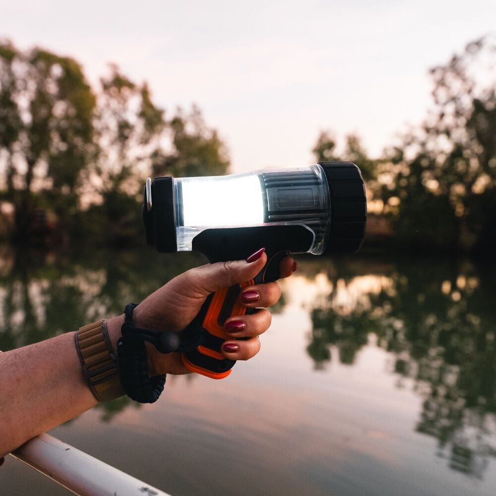 Wildtrak Spotlight Croc Hunter Max 3000 Lumens Ultra Bright Outdoor Torch Wildtrak — image 9
