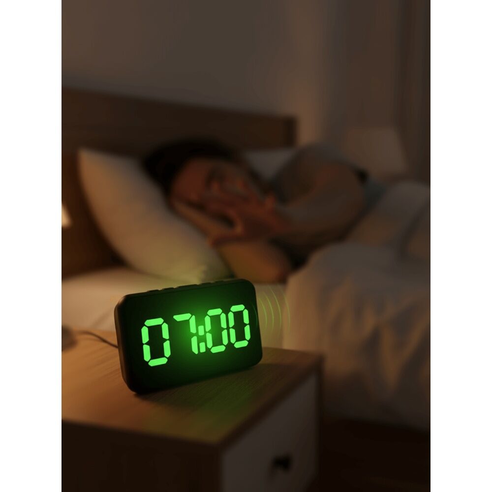 Liquid Ears Large Display Alarm Clock Date USB Battery Power Dimmable Black — image 5