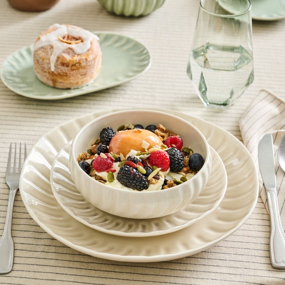 Ecology Ritual Rippled Porcelain Side Plate Frost Off White 20cm (6 Pack) — image 4
