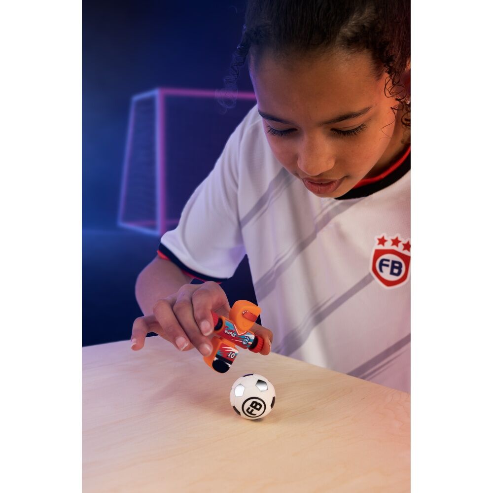 Foosbots 6Y+ Rivals On The Go Portable Table Kids Toy Soccer Football Game — image 5
