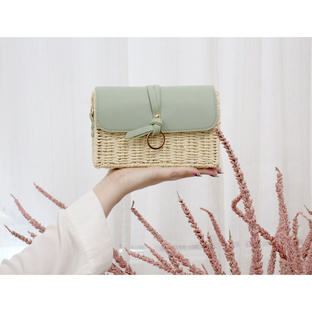 LVD 20x13cm Womens Sage Green Aurelia Woven Handbag w/ Strap — image 2
