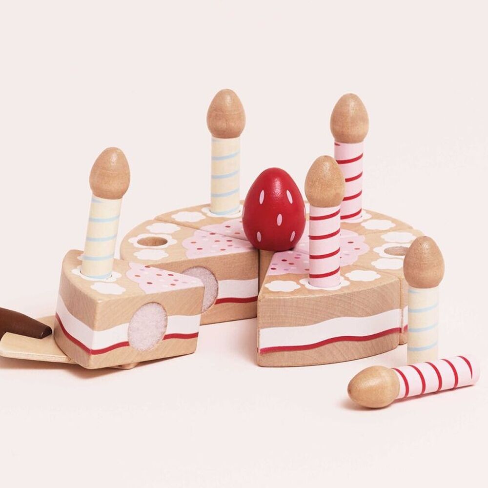 LE Toy Van Sliceable Birthday Cake Wooden Set Kids 2y+ (8 Pieces) — image 4