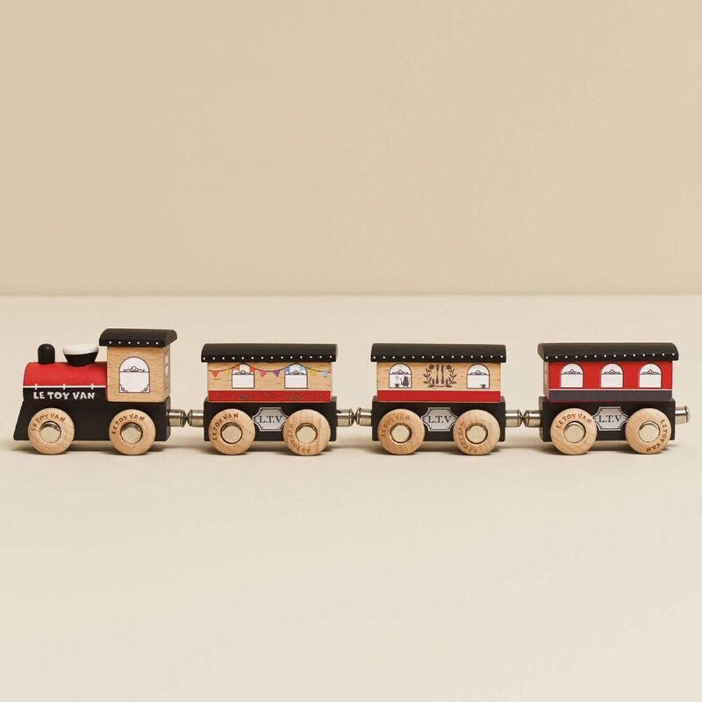 LE Toy Van Royal Express Train Connectable Red Gold Kids 3+ (4 Pieces) — image 3