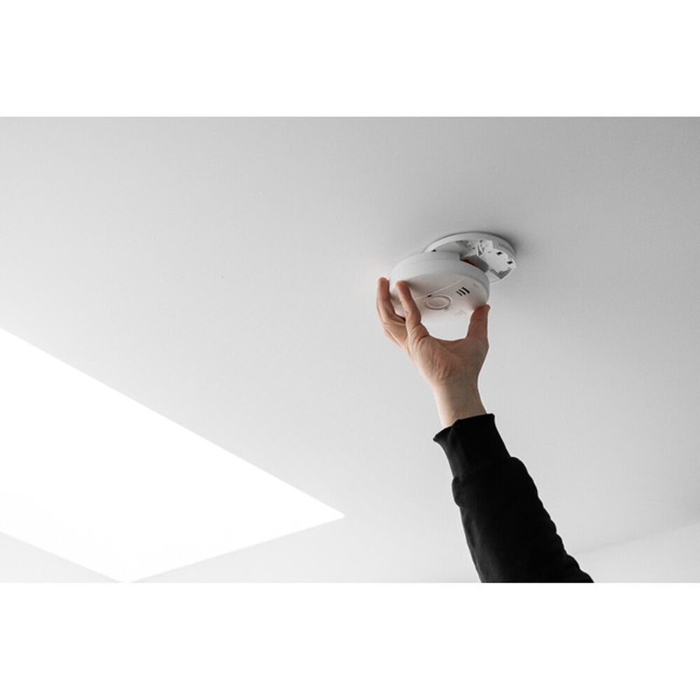 Psa 240V Smoke Alarm With 9V Backup Advanced Sensor Photoelectric Detector — image 3