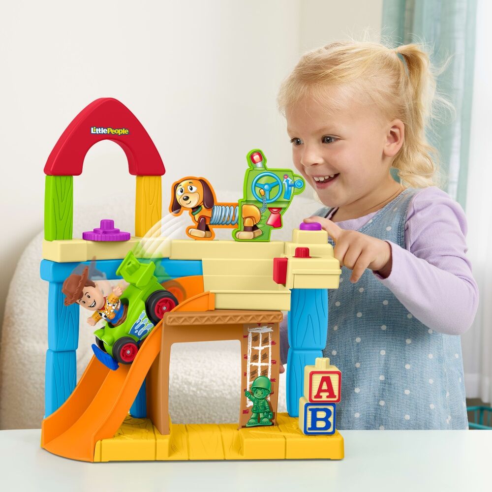 Toy Story Little People Andy's Room Play Set w/ Doll Figures & Vehicle 1.5y+ Toy Story — image 3