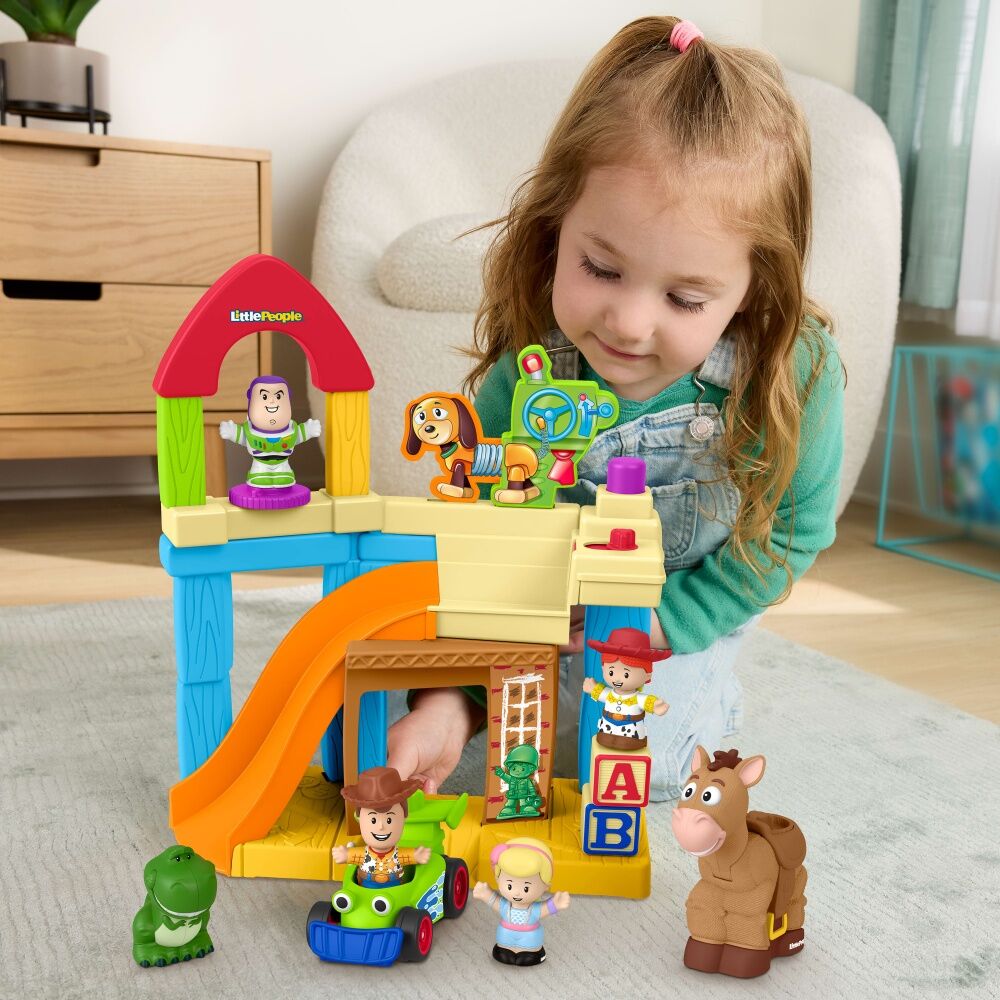 Toy Story Little People Andy's Room Play Set w/ Doll Figures & Vehicle 1.5y+ Toy Story — image 8