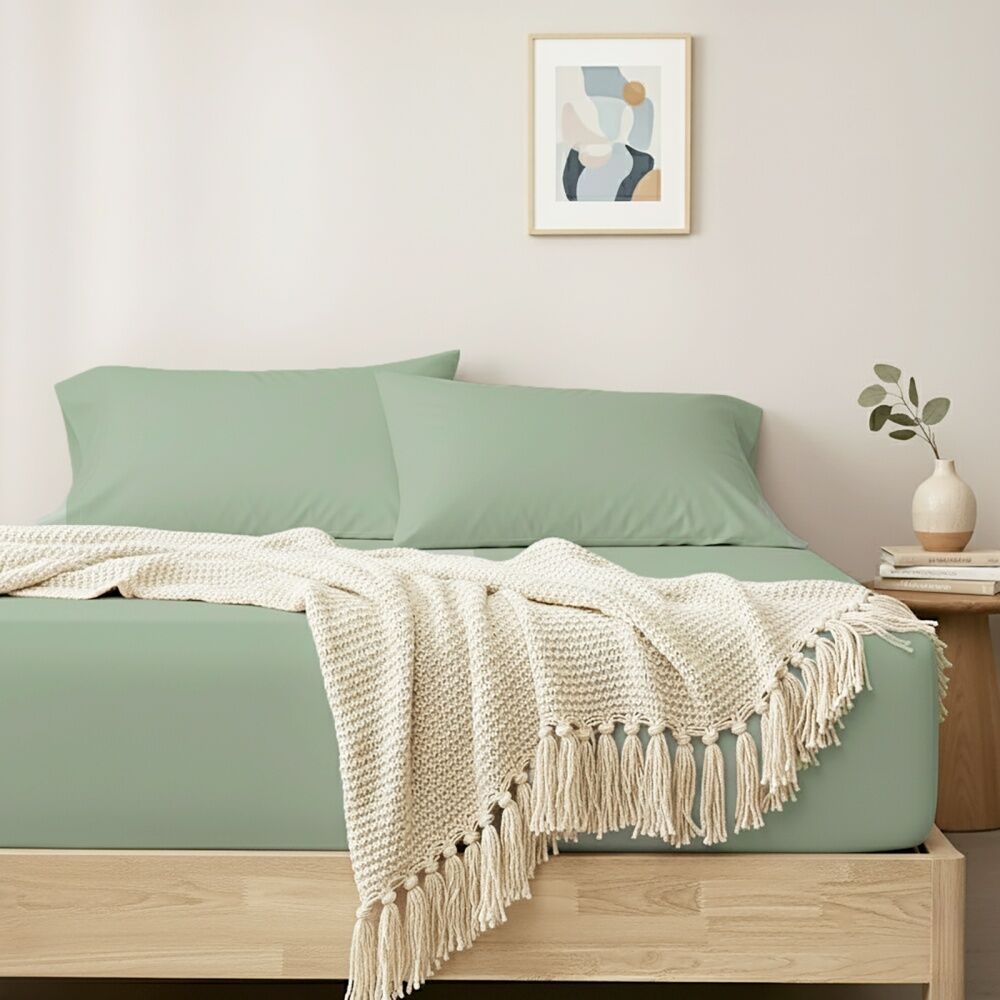 Renee Taylor 400TC Cotton Fitted Sheet & Pillowcase Set Green Super King — image 2