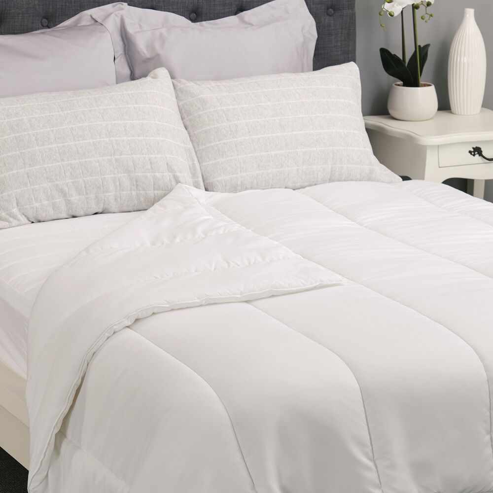 Tontine Quick Dry Easy Wash Anti Allergy Bedding Quilt All Seasons — image 4