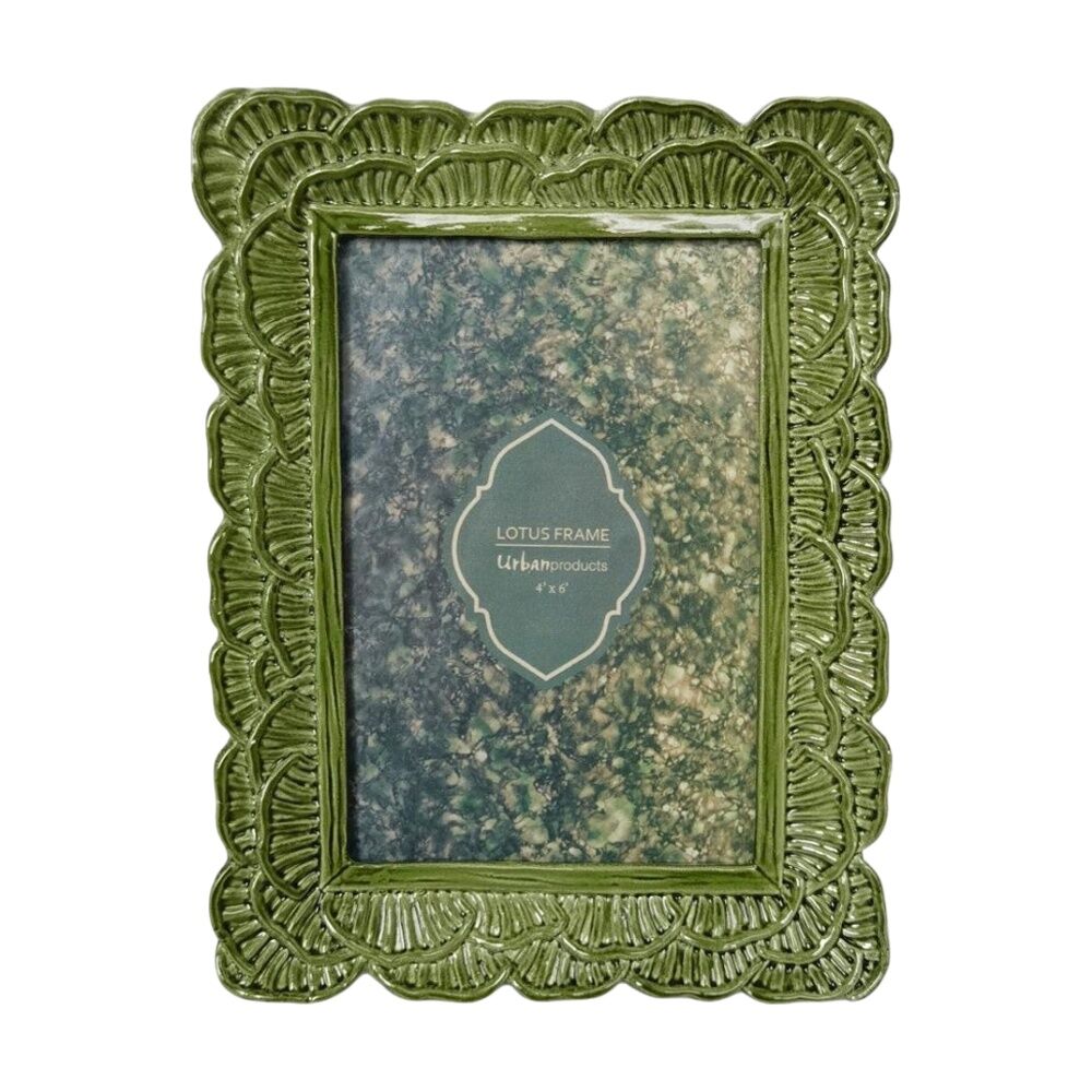 Urban Products 4x6inch Lotus Green Decorative Scalloped Photo Frame