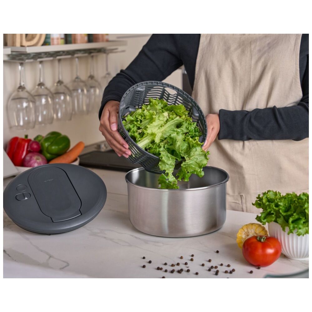 Zyliss Swift Dry Stainless Steel Salad Spinner/Strainer Kitchen Gadget — image 3