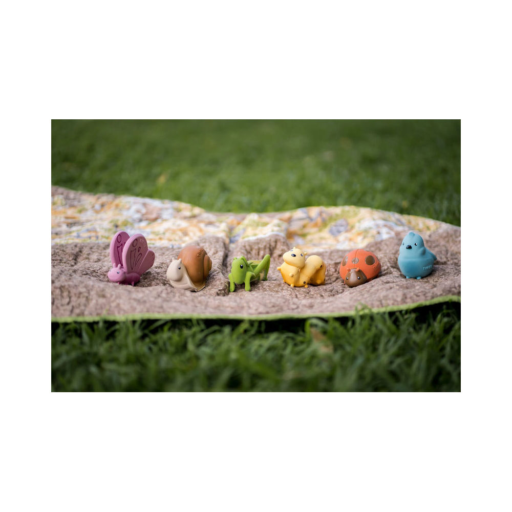 Tikiri Caterpillar Garden Friend Baby/Infant 96510 Teether/Rattle Play Toy 0m+ — image 8