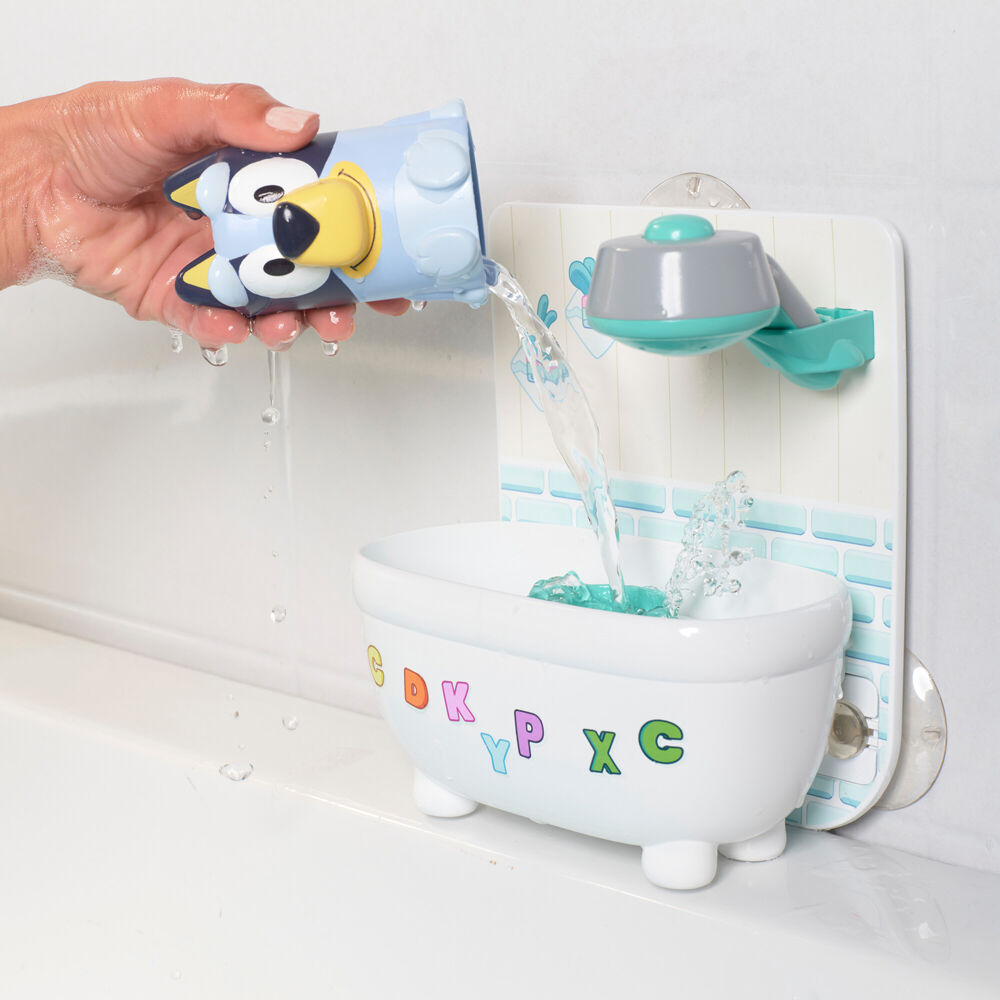 Tomy Toomies Shower & Scrub Bluey With Figurine Bathtime Activity Toy — image 7