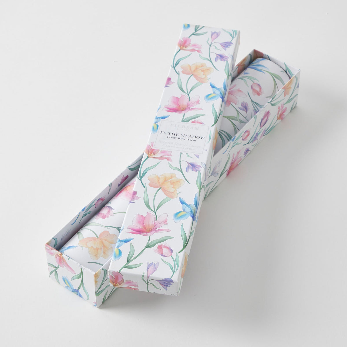 Pilbeam Living In The Meadow Scented Fragrance Decorative Drawer Sheet (12 Pieces) — image 2
