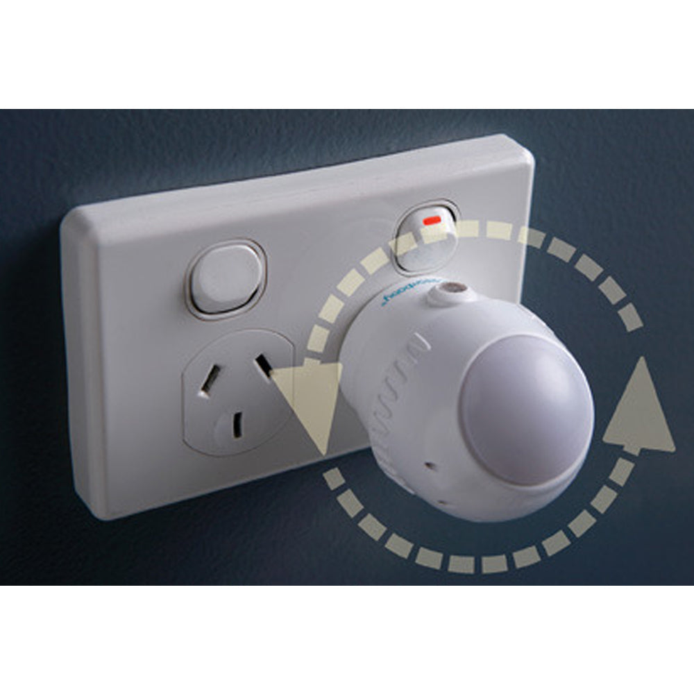 Dreambaby Electric 360° Swivel Auto Baby LED Sensor Adapter Night Light 7cm (2 Pack) — image 5