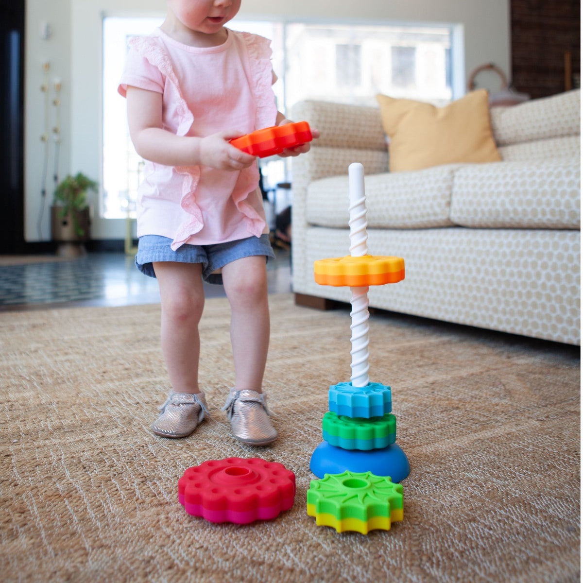 Fat Brain Toy Co. Fat Brain Toy Co SpinAgain Stacking And Twirling Hand Eye Coordination Toy — image 9