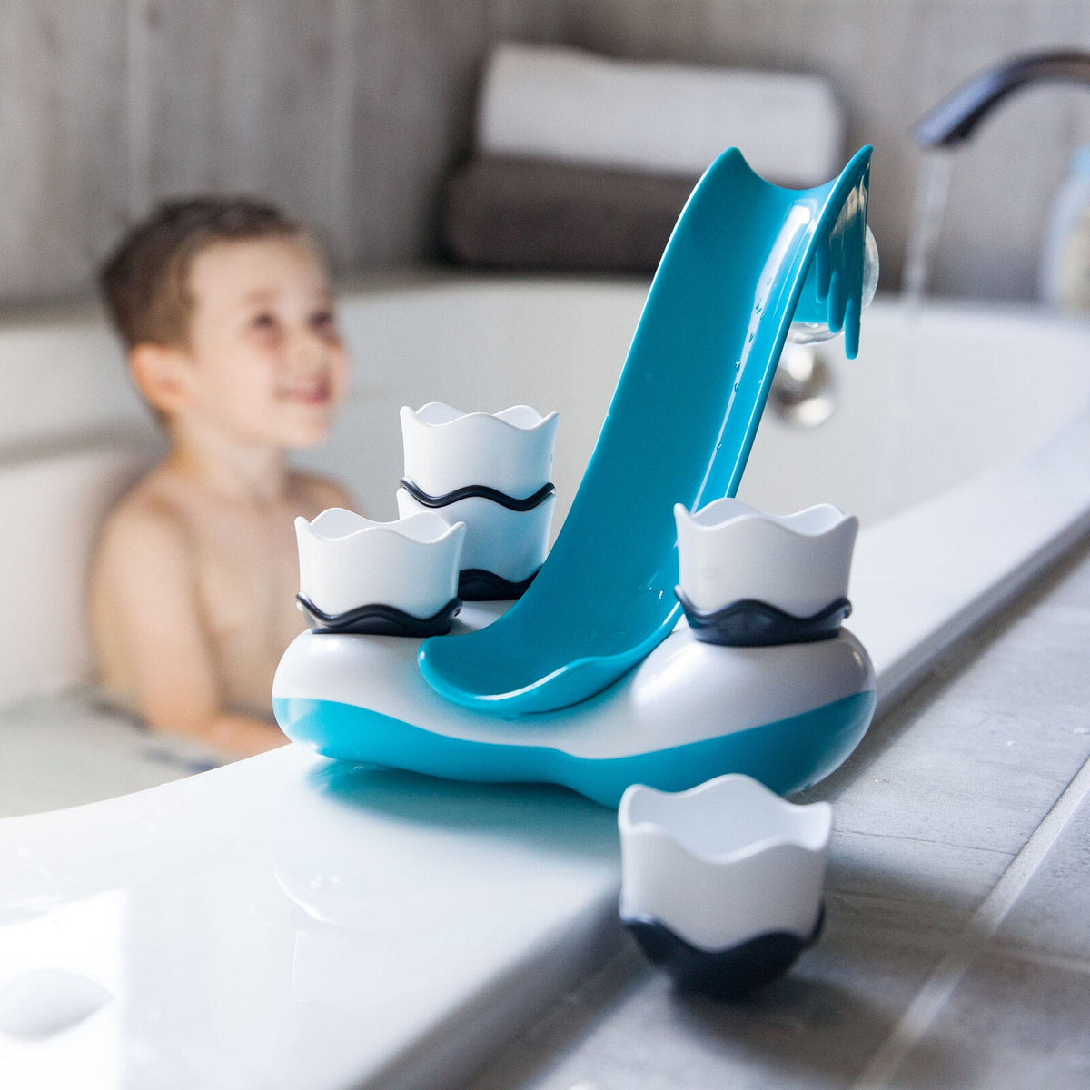 Fat Brain Toy Co. Fat Brain Toy Co Waddle Bobbers Kids/Baby 12m-5y Iceberg & Penguins Bath Toy — image 7