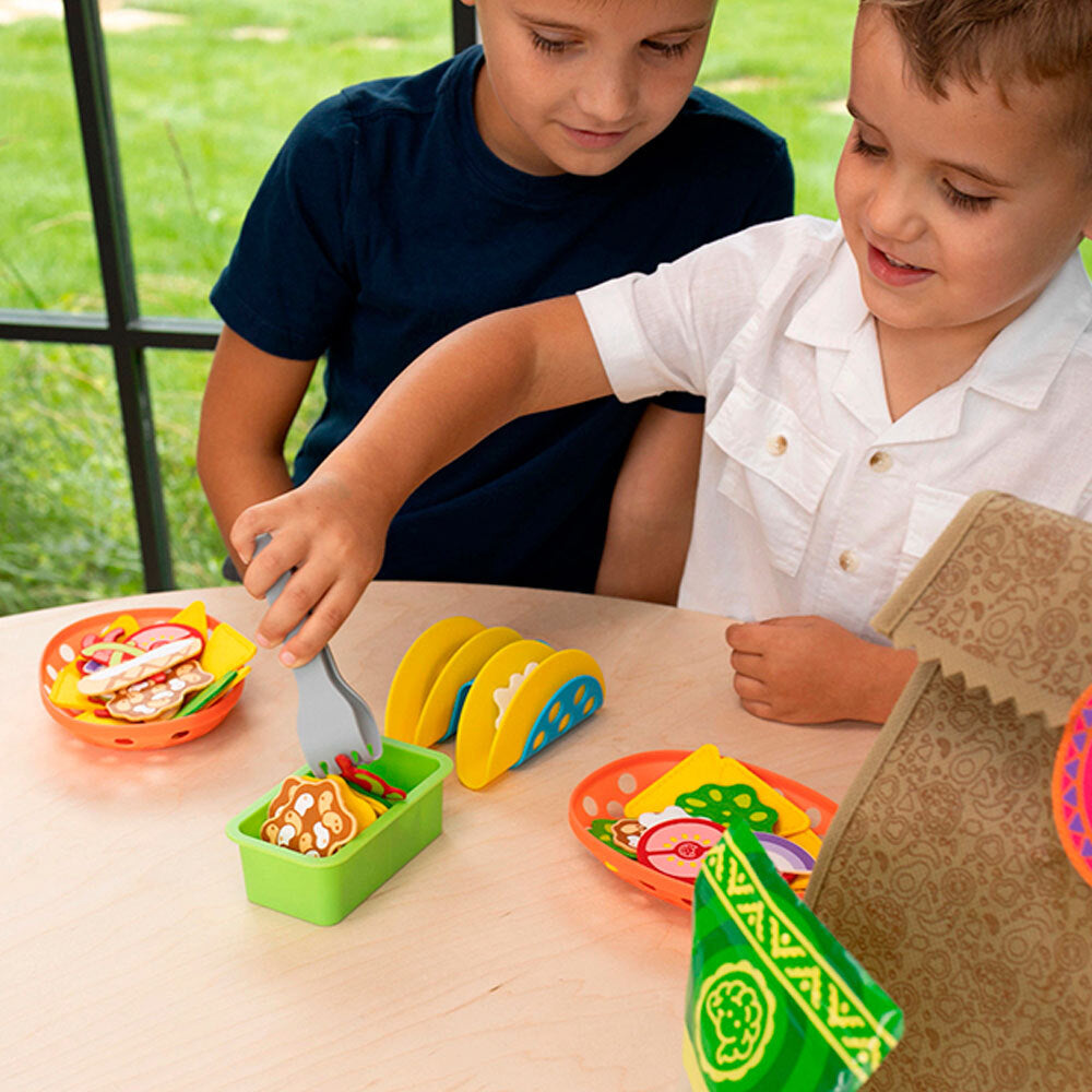 Fat Brain Toy Co. Fat Brain Toys Pretendables Healthy Eating Nacho Activity Play Set/Toy 3Y+ — image 2