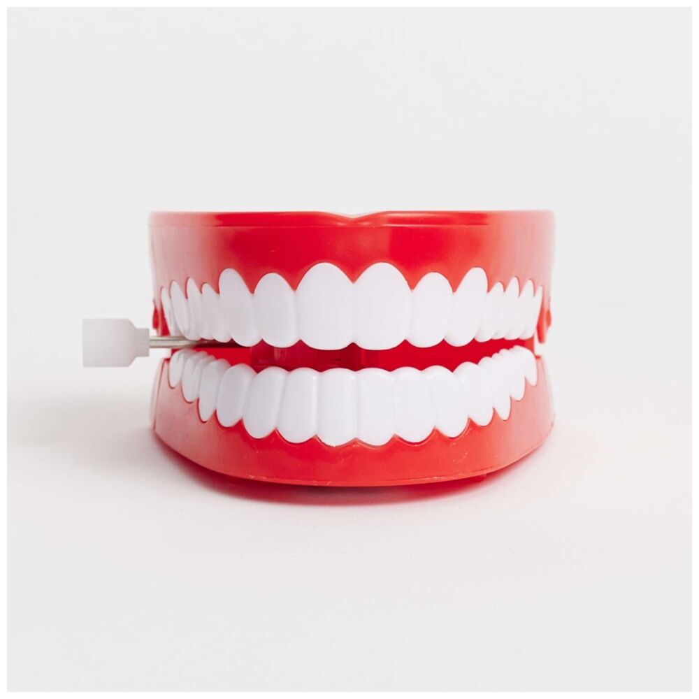Funnybone Chattering Teeth Wind Up Novelty Desk Fun Toy — image 2