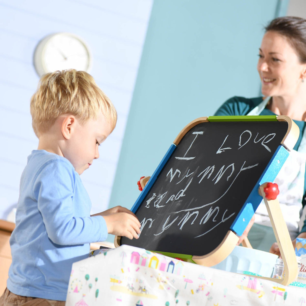 Hape Anything 51.5cm Art Tabletop Studio w/ Whiteboard/Blackoard For Kids 3+ (5 Pieces) — image 4