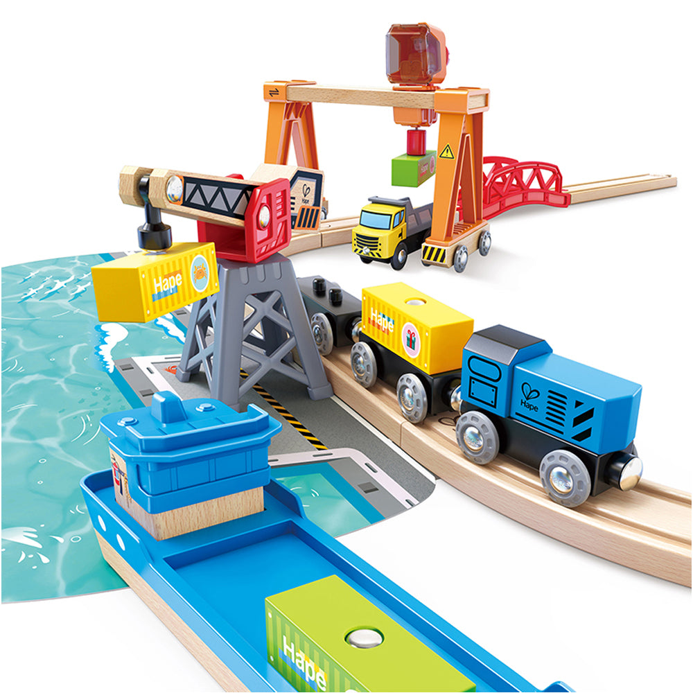 Hape Lift & Load Harbour Set Mining Magnetic Playset Fun Activity Kids Toy 3+ — image 2
