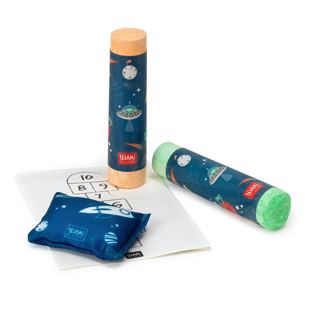 Legami Hopscotch Assorted Colour Chalk w/ Metal Box Set Outdoor Hopping Game — image 2