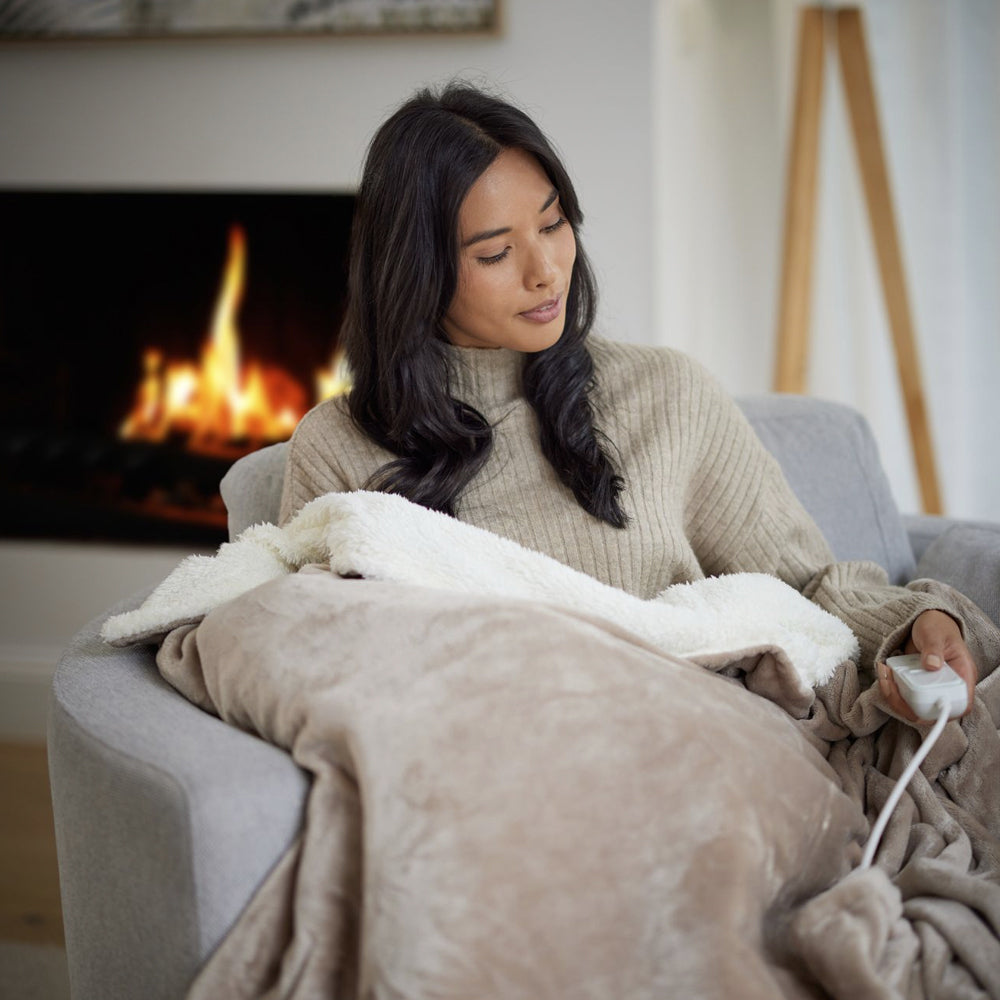 Homedics Indoor Soft Heated Blanket Winter Warming Throw Rug Cream 130x180cm — image 4