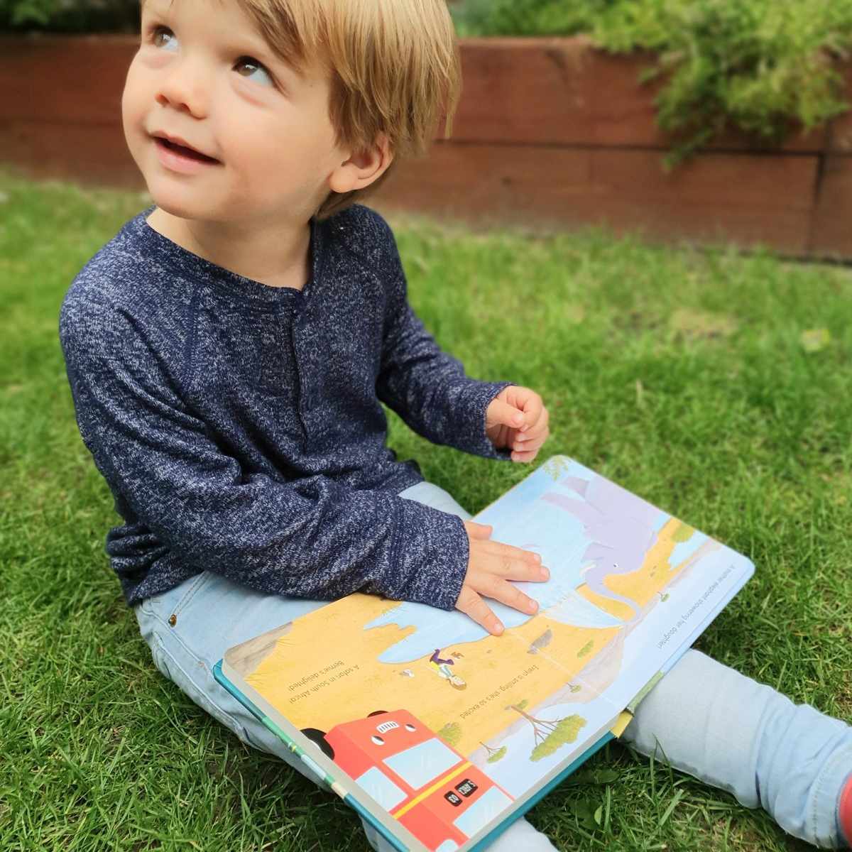 Indigo Jamm Hardcovered Short Story Book Bernie Bus Goes On Safari Baby 12m+ — image 2