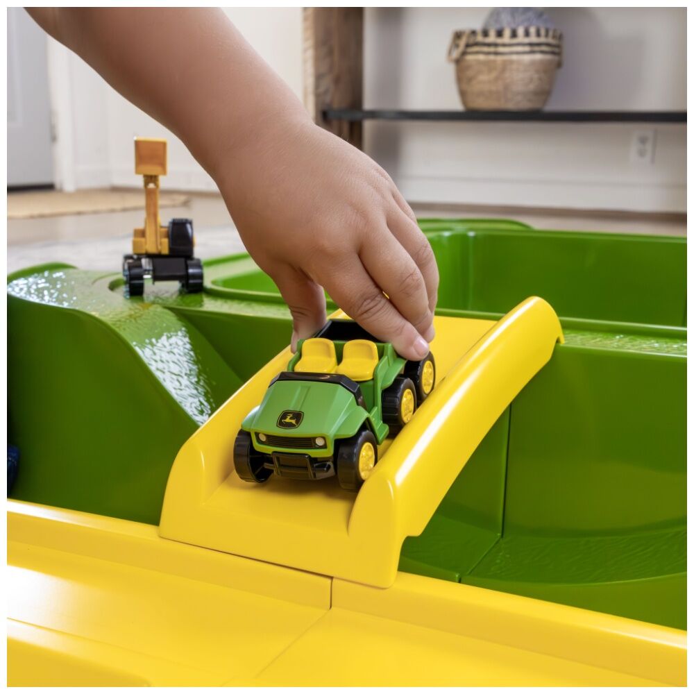 John Deere 84cm 18m+ Worksite Sand Pit/Box Play Set w/5 Mini Vehicles & Cover — image 4