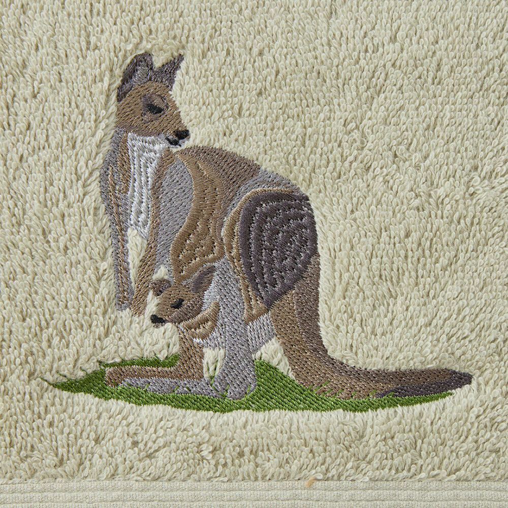 Pilbeam Living Kangaroo Hand Towel Absorbent Cloth 100% Cotton Multi 65cm (3 Pack) — image 6