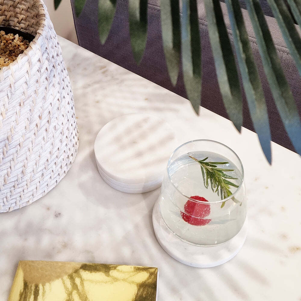 J. Elliot J.Elliot Berna 10cm Marble Coasters Set Handmade Round Drink Mat/Pad White (4 Pieces) — image 2
