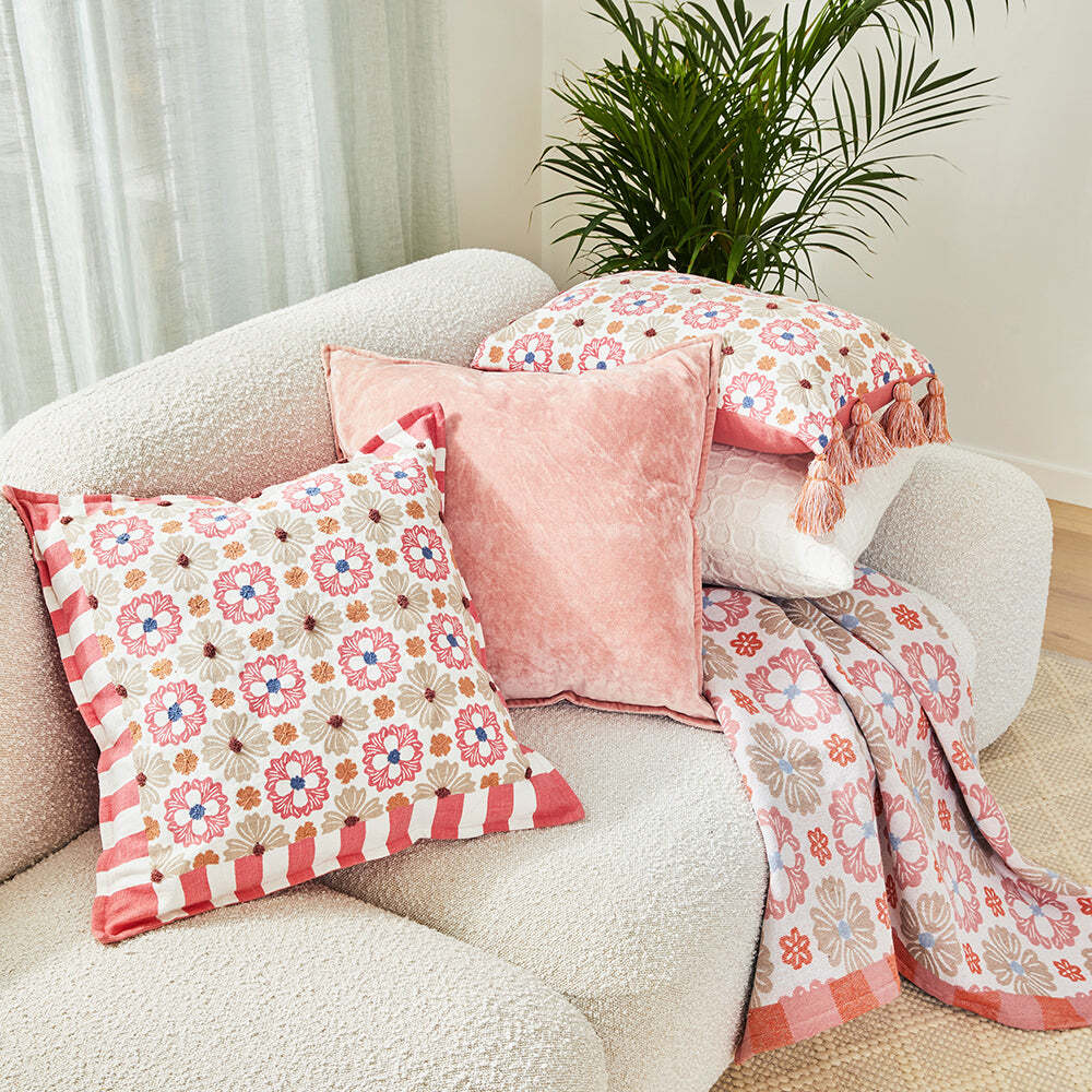 J. Elliot J.Elliot Home Zoe Cushion 50x50cm Bubblegum & White Multicolour