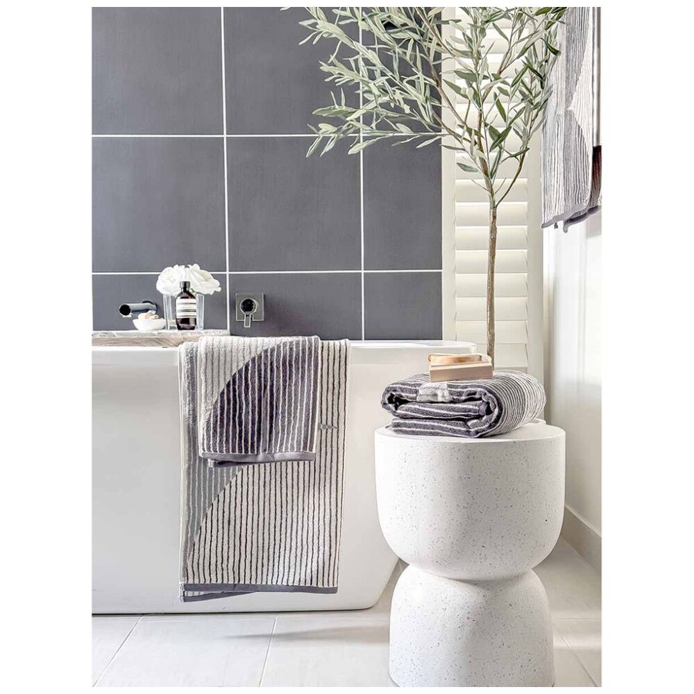 Kas Australia Harri Bath Towel 600GSM Modern Cotton Yarn Dyed Jacquard Charcoal — image 2
