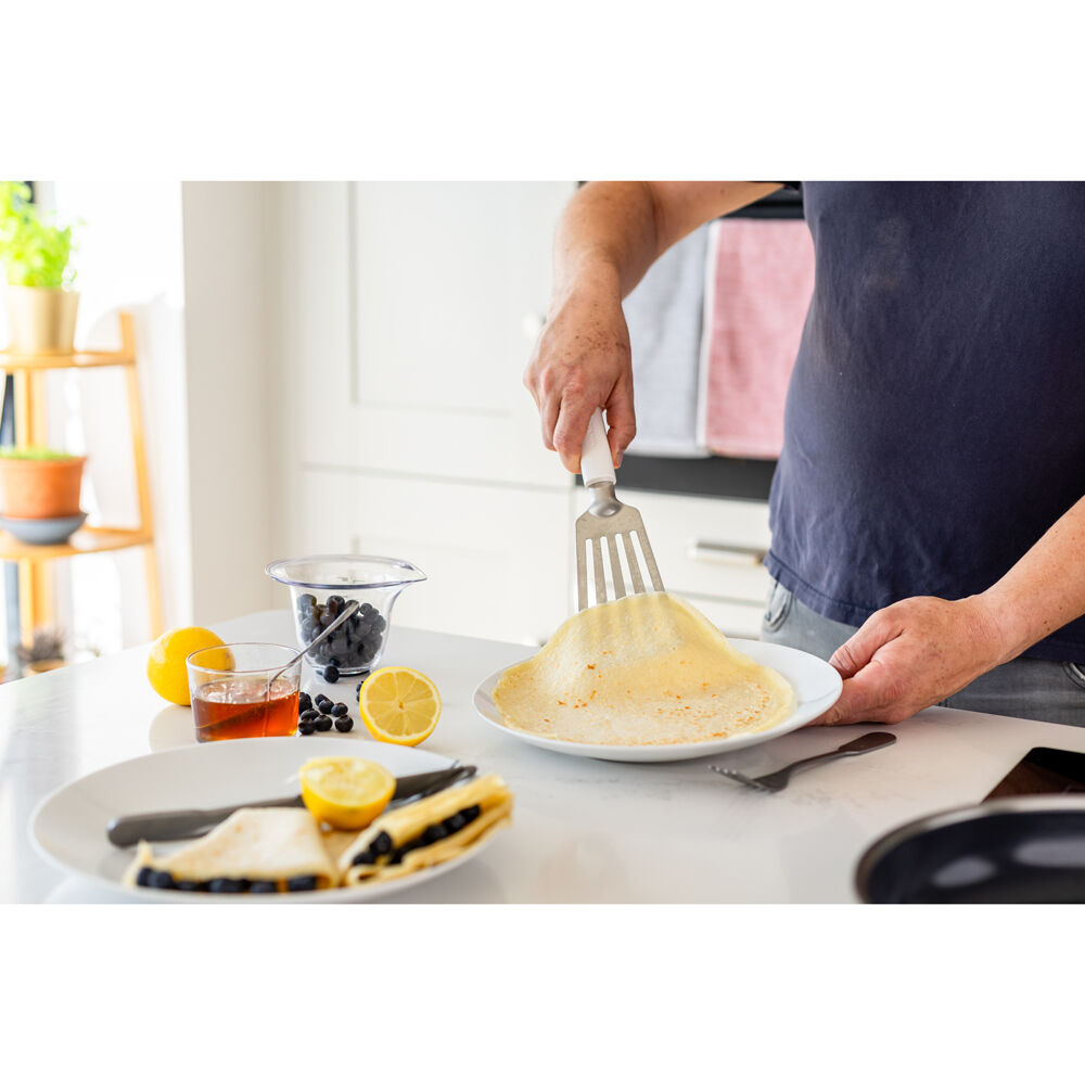 Kitchenaid Porcelain White Classic Metal Flexable Turner/Spatula Cooking Utensil — image 3