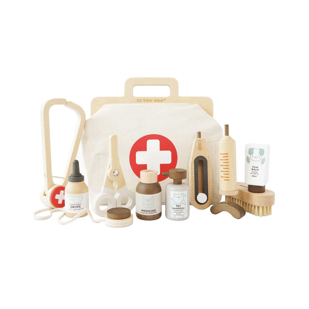 LE Toy Van Wooden Animal Vet Pretend Play Kit Set Kids/Children 3y+ (10 Pieces)