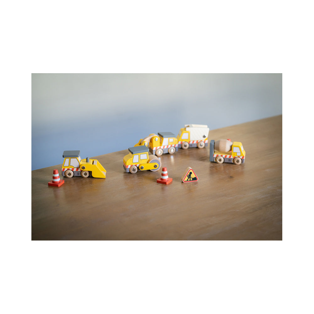 LE Toy Van Construction Set w/ Signs/Cones Kids 9x6cm Wooden Toy 2y+ (5 Pieces) — image 7