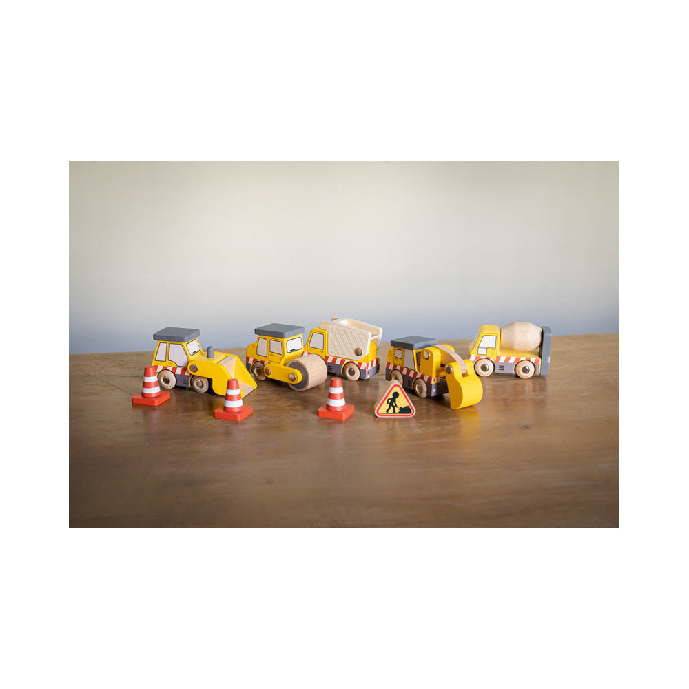 LE Toy Van Construction Set w/ Signs/Cones Kids 9x6cm Wooden Toy 2y+ (5 Pieces) — image 4