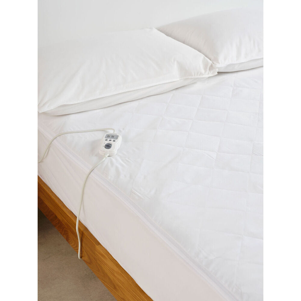 Linen House Quilted Electric Blanket Cream — image 2