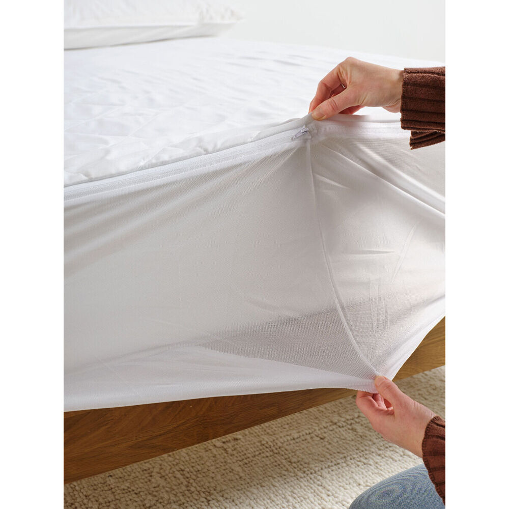 Linen House Quilted Electric Blanket Cream — image 5